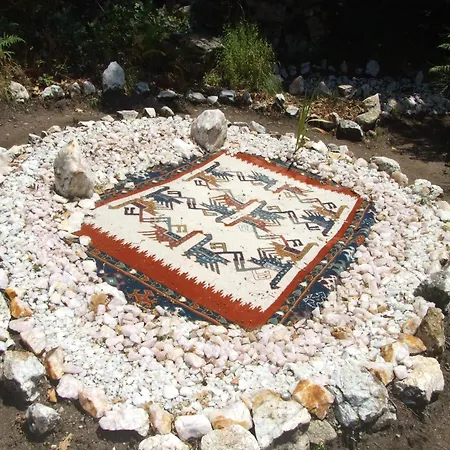 Tienda De Campana En Ecoaldea Vegana Espiral En Plena Naturaleza Con Comida Y Cena Incluida