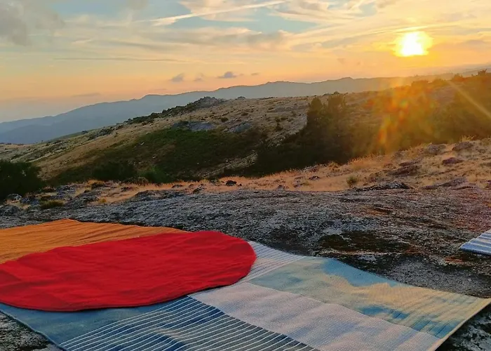 Tienda De Campana En Ecoaldea Vegana Espiral En Plena Naturaleza Con Comida Y Cena Incluida Lyxtält *