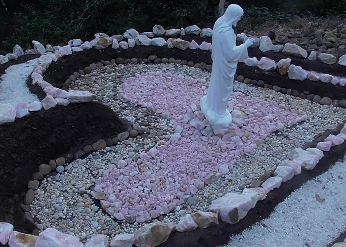 Tienda De Campana En Ecoaldea Vegana Espiral En Plena Naturaleza Con Comida Y Cena Incluida *